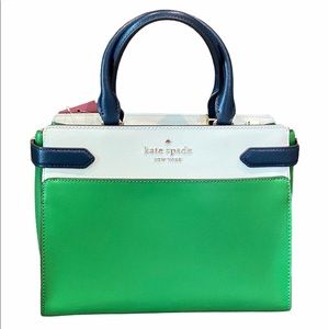 🎉HP🎉NWT Kate Spade green satchel (tags removed, bag used for 2 weeks.)